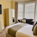 Cwtch Guesthouse