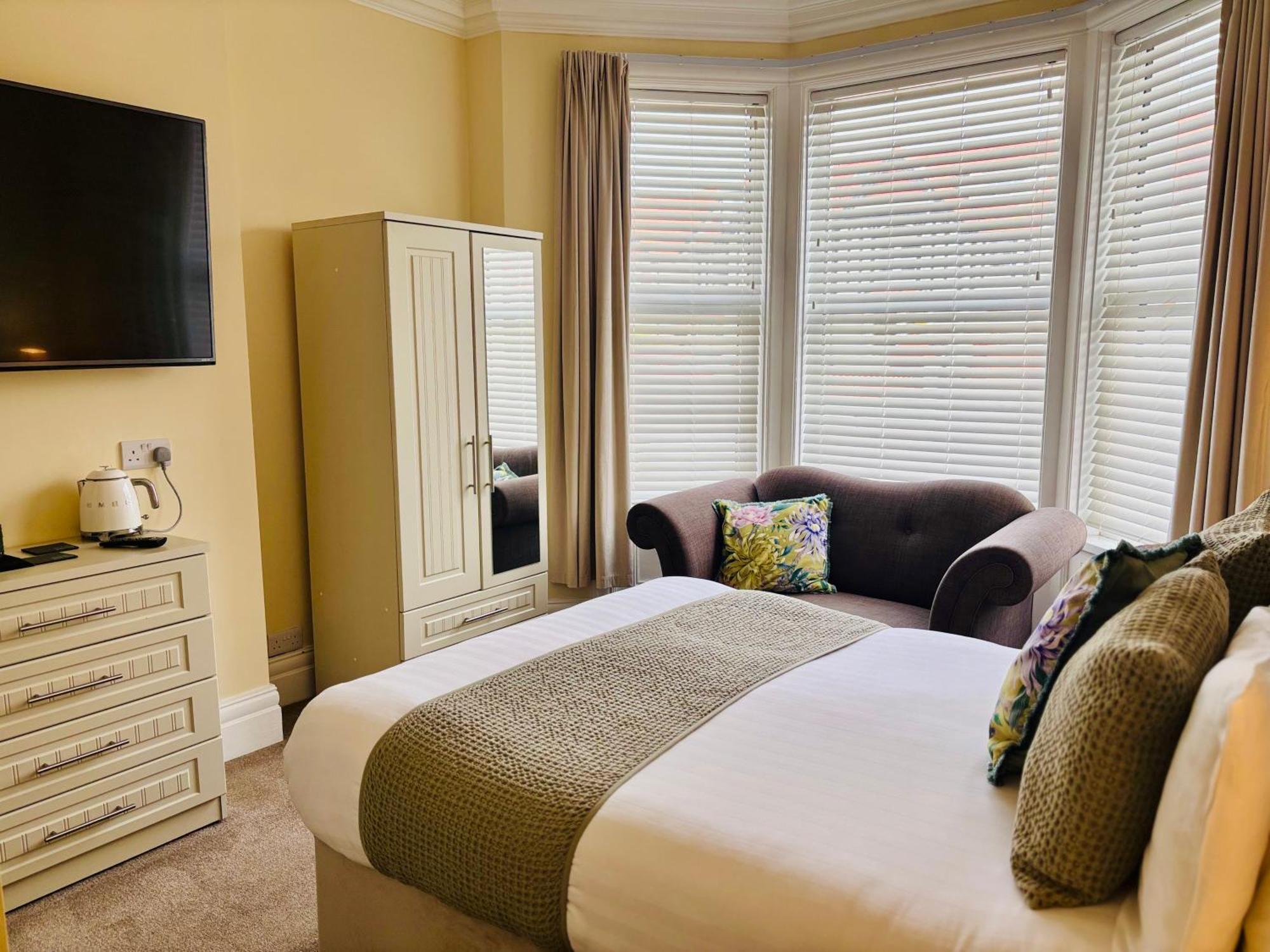 Cwtch Guest house Llandudno